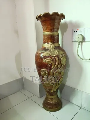 Flower Vase - মাটির ফুলদানি