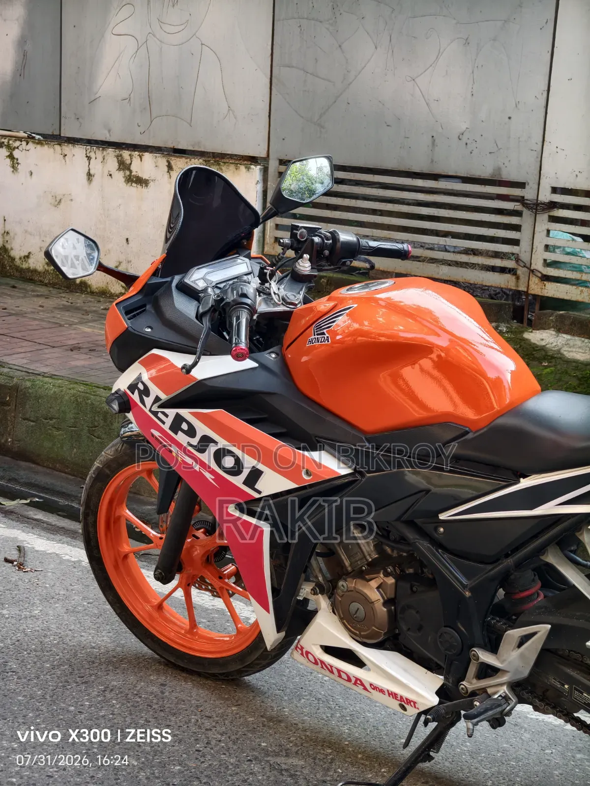 Honda CBR 2019 Orange