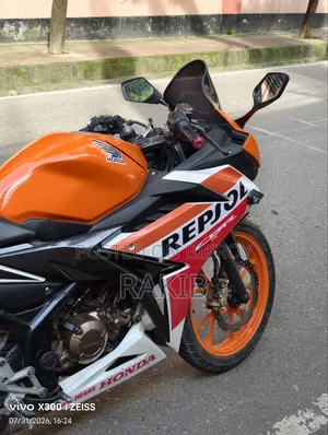 Honda CBR 2019 Orange