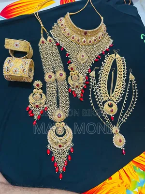 Semi Bridal Set