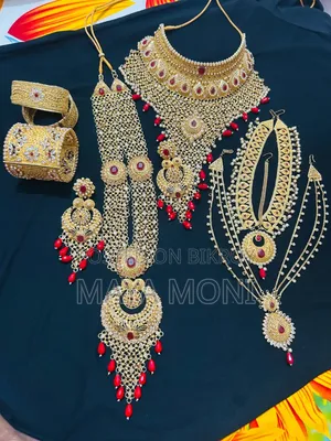 Semi Bridal Set