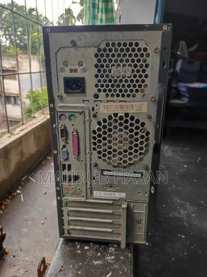 Desktop Computer Lenovo ThinkCentre 24 4GB Intel Core 2 Duo HDD 500GB