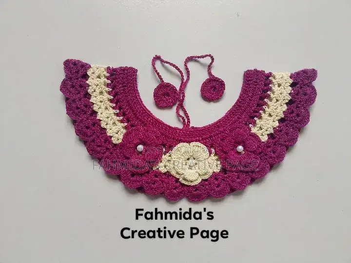 Crochet collar
