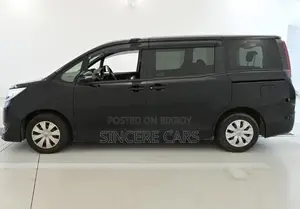 Toyota Noah 2021 Black