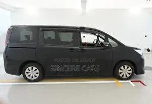 Toyota Noah 2021 Black