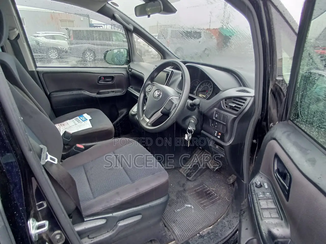 Toyota Noah 2021 Black