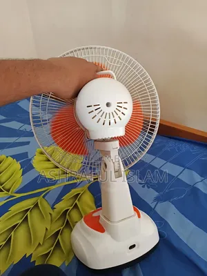 স্ট্যান্ড টেবিল ফ্যান