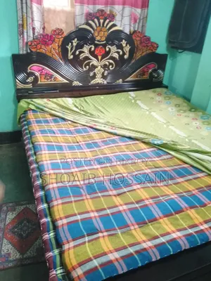 ৬/৭ ফিট বেড