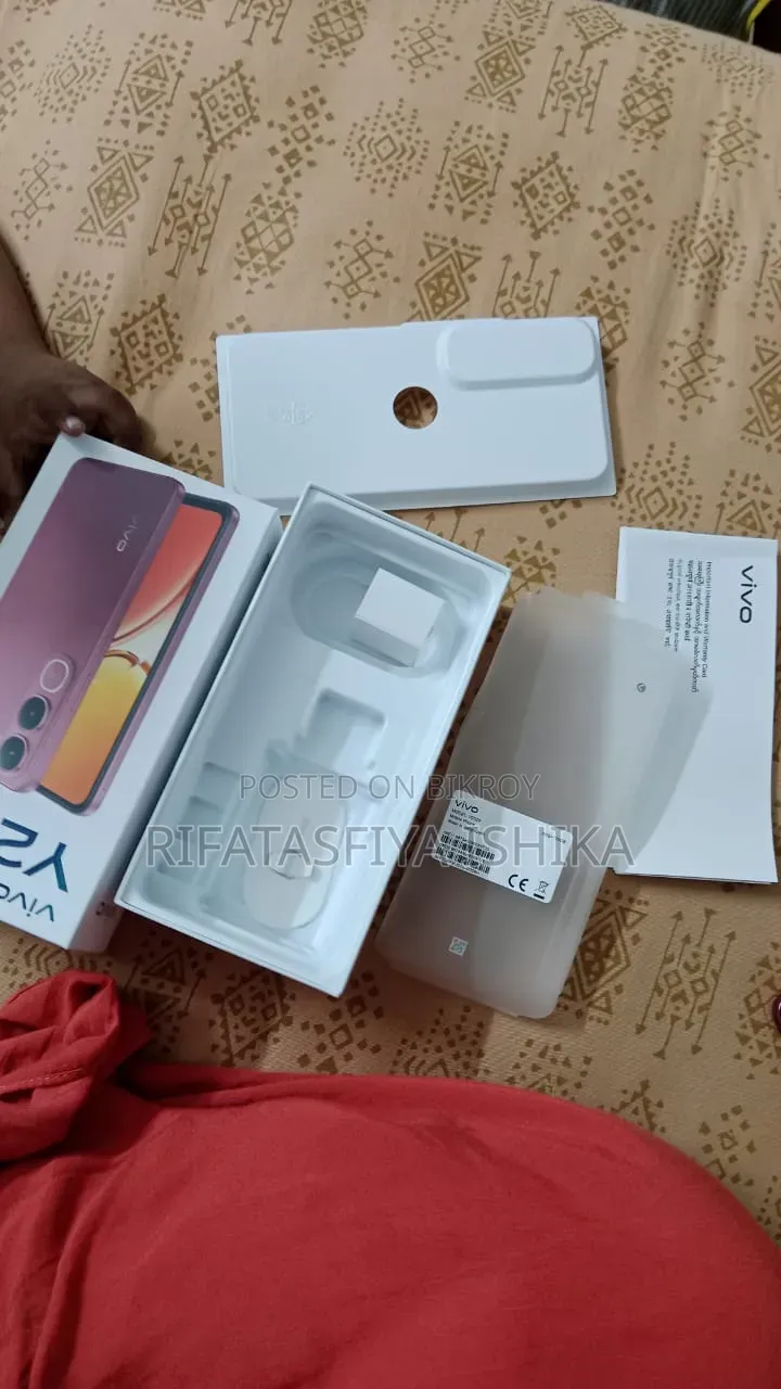 ভীভো ওয়াই২১ডি ১২৮ জিবি রেড