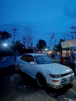টয়োটা টি১০০ ১৯৯৪ সাদা