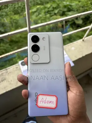 ভিভো এস১৭ ২৫৬ জিবি সাদা