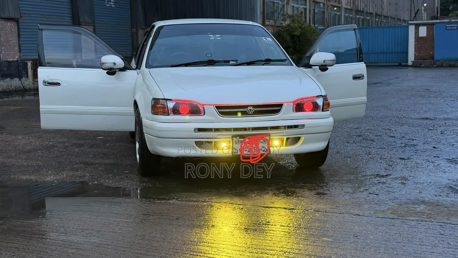 Toyota Corolla II 1.3 Front-Wheel Drive 1996 White