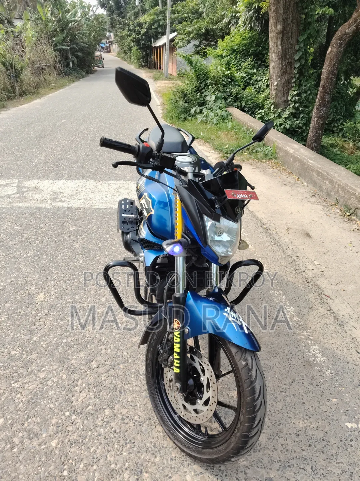 ইয়ামাহা এফজেডএস ভি২ ২০১৯ নীল