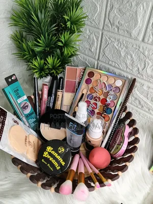 Full Makeup Combo Set at 999 Taka