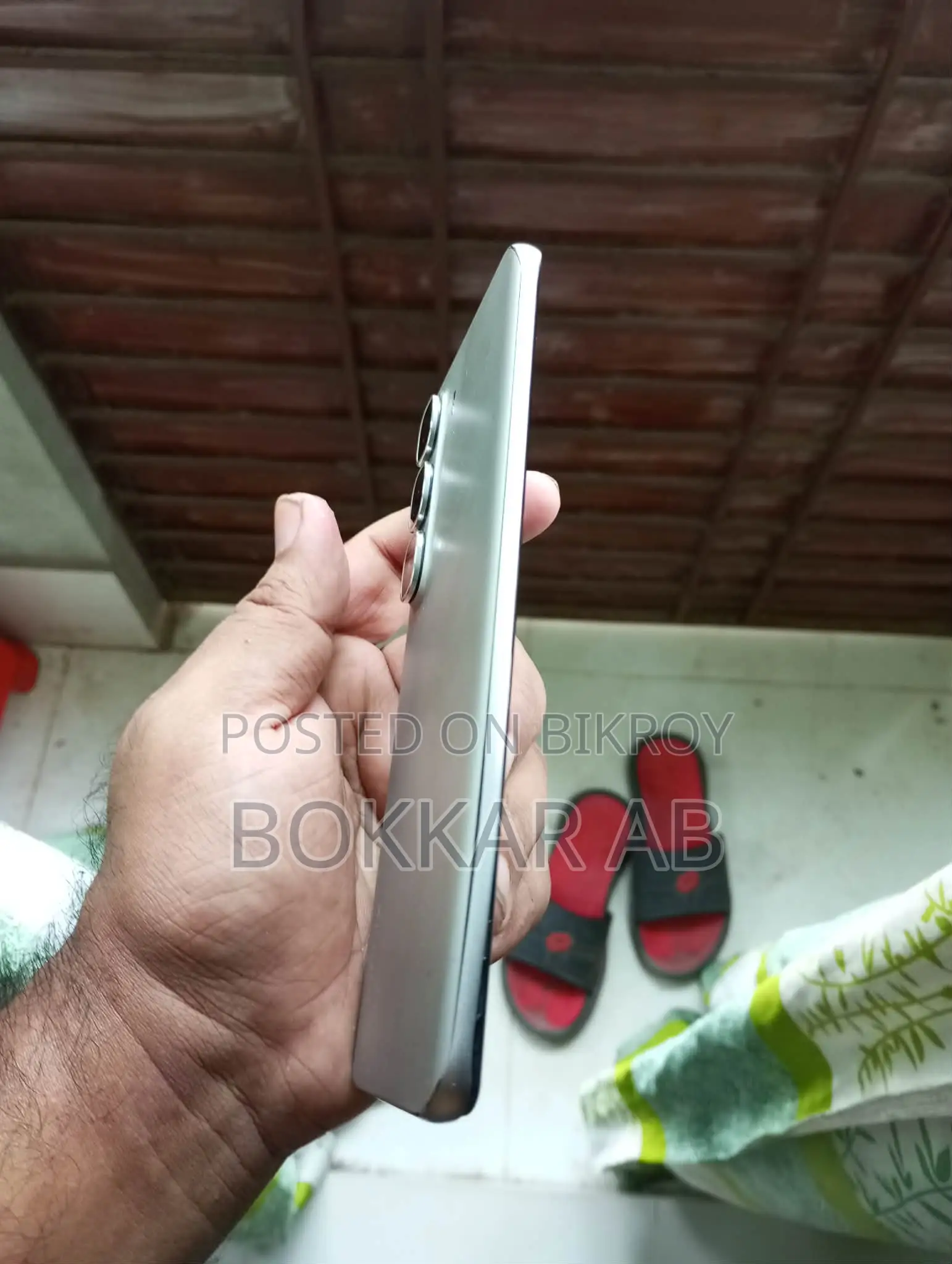 ইনফিনিক্স হট ৬০ প্রো+ ২৫৬ জিবি সাদা