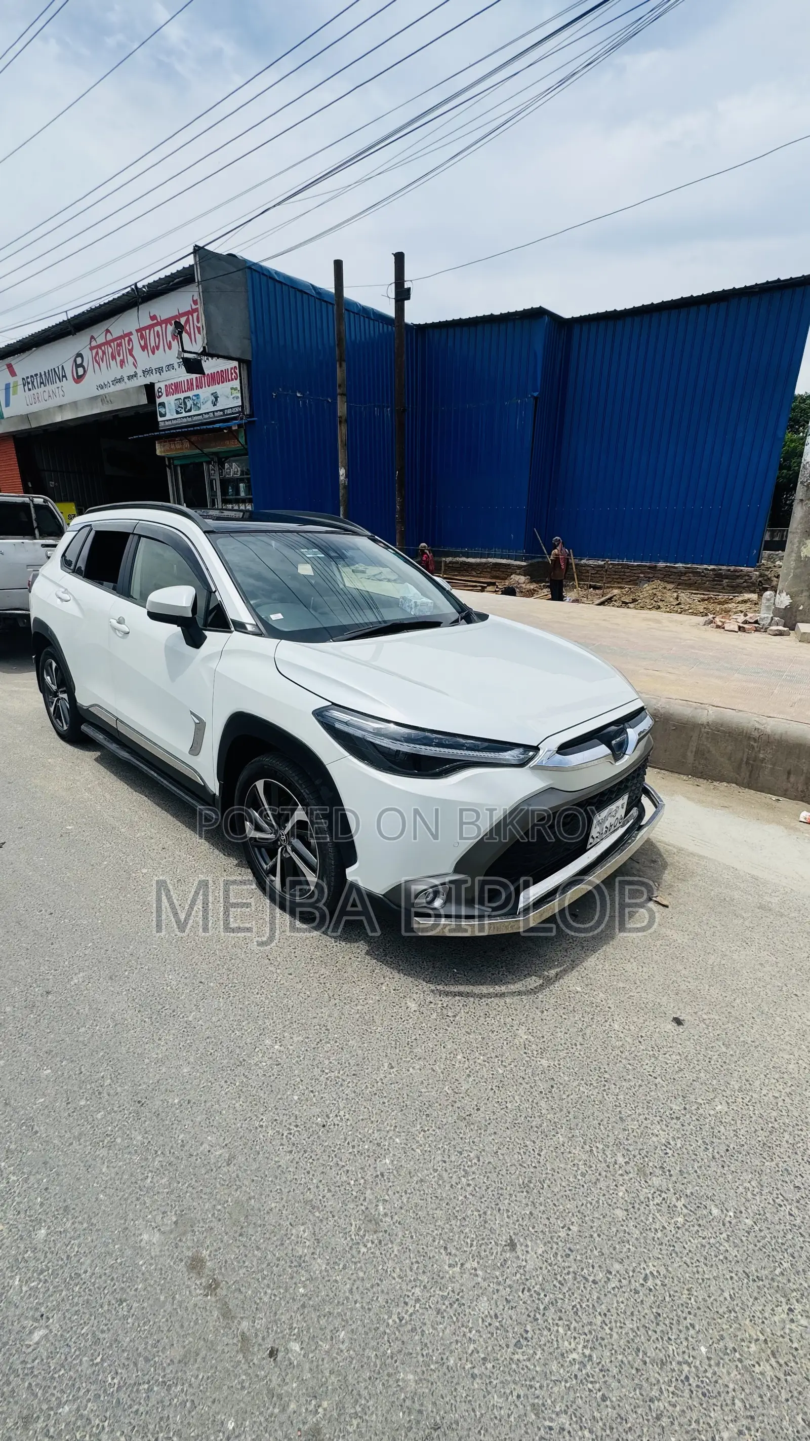 Toyota Corolla Cross 1.8 Hybrid AWD 2022 Pearl
