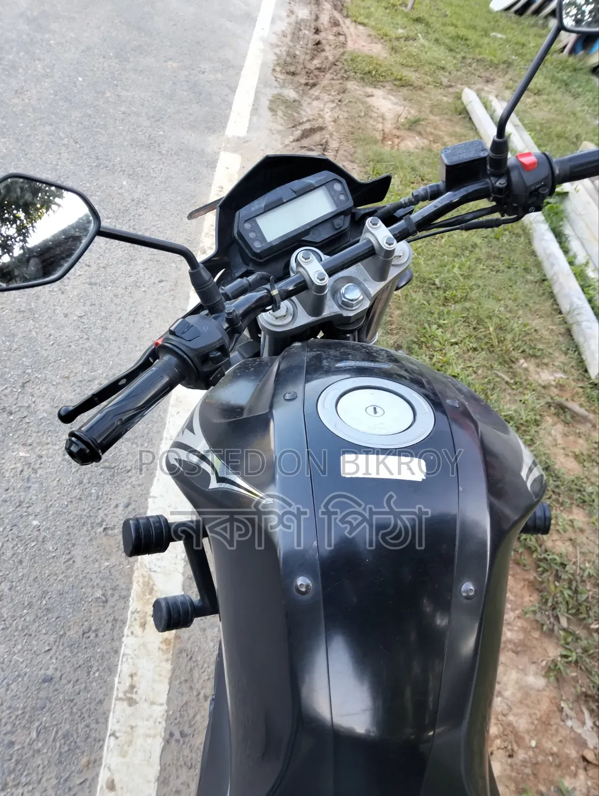 ইয়ামাহা এফজেড ২০২৩ ব্ল্যাক