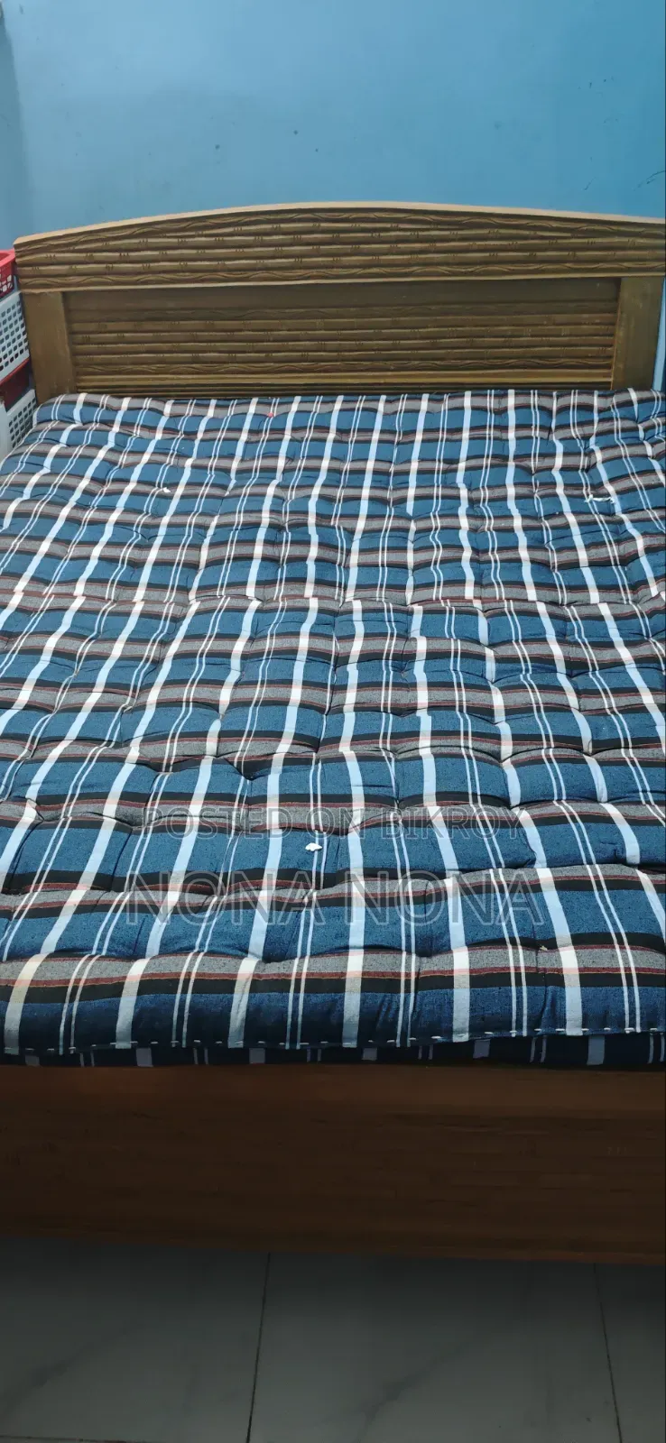 Wooden Bed 5 feet × 7 feet