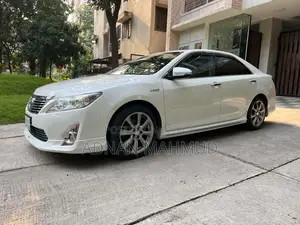 নতুন হোন্ডা সিটি ২০১২ সাদা