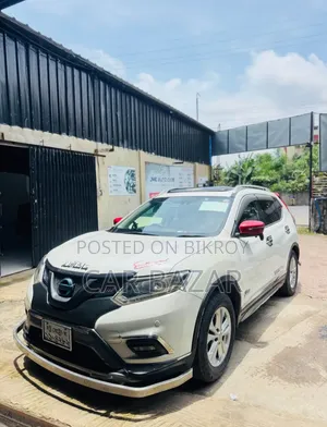 Nissan X-Trail 2.0 Hybrid FWD 2015 Pearl