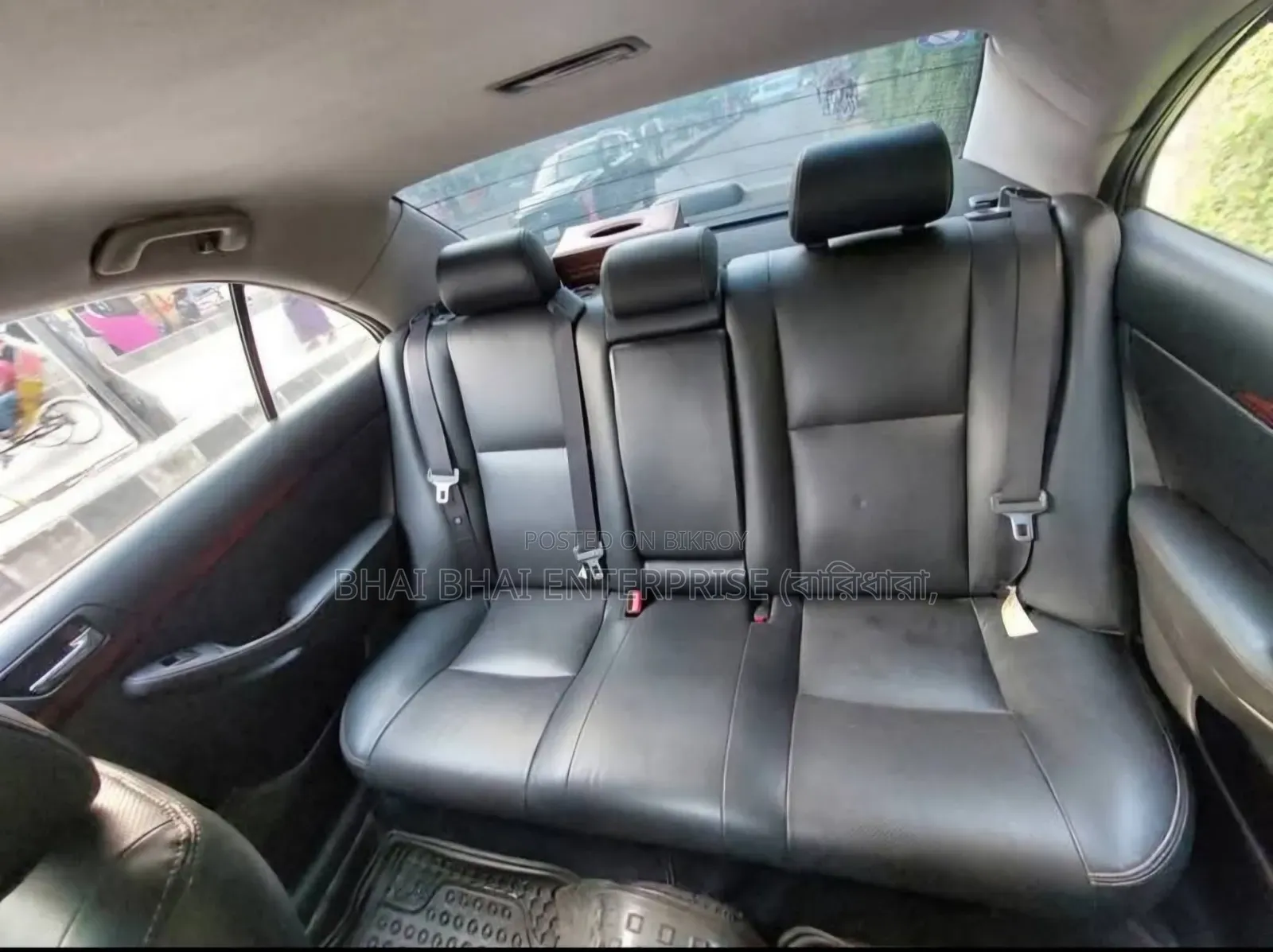 Toyota Avensis 2004 Gold