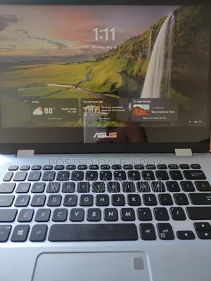 Laptop ASUS 4gb SSD 256gb