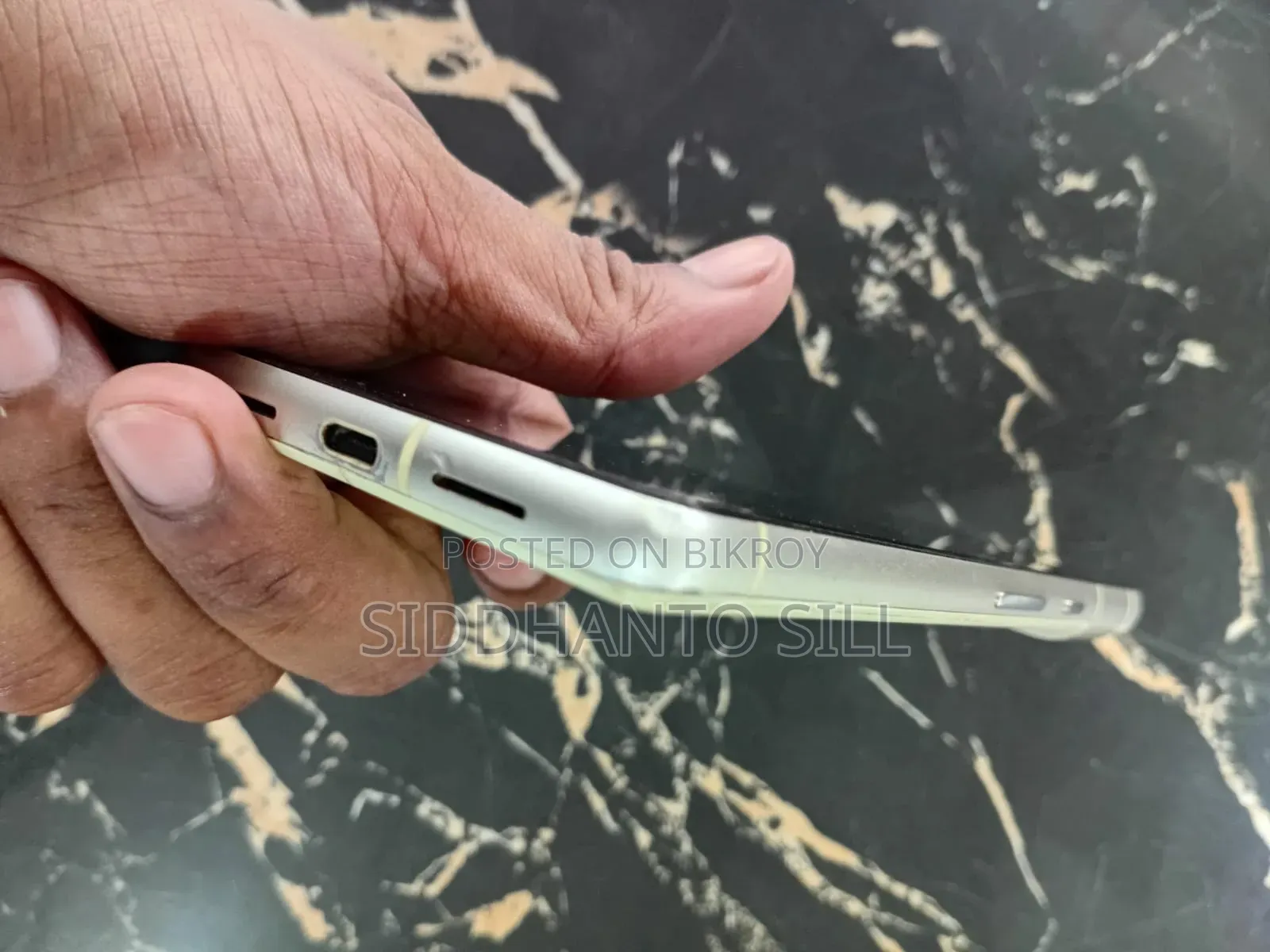 গুগল পিক্সেল ৭ ১২৮ জিবি হোয়াইট