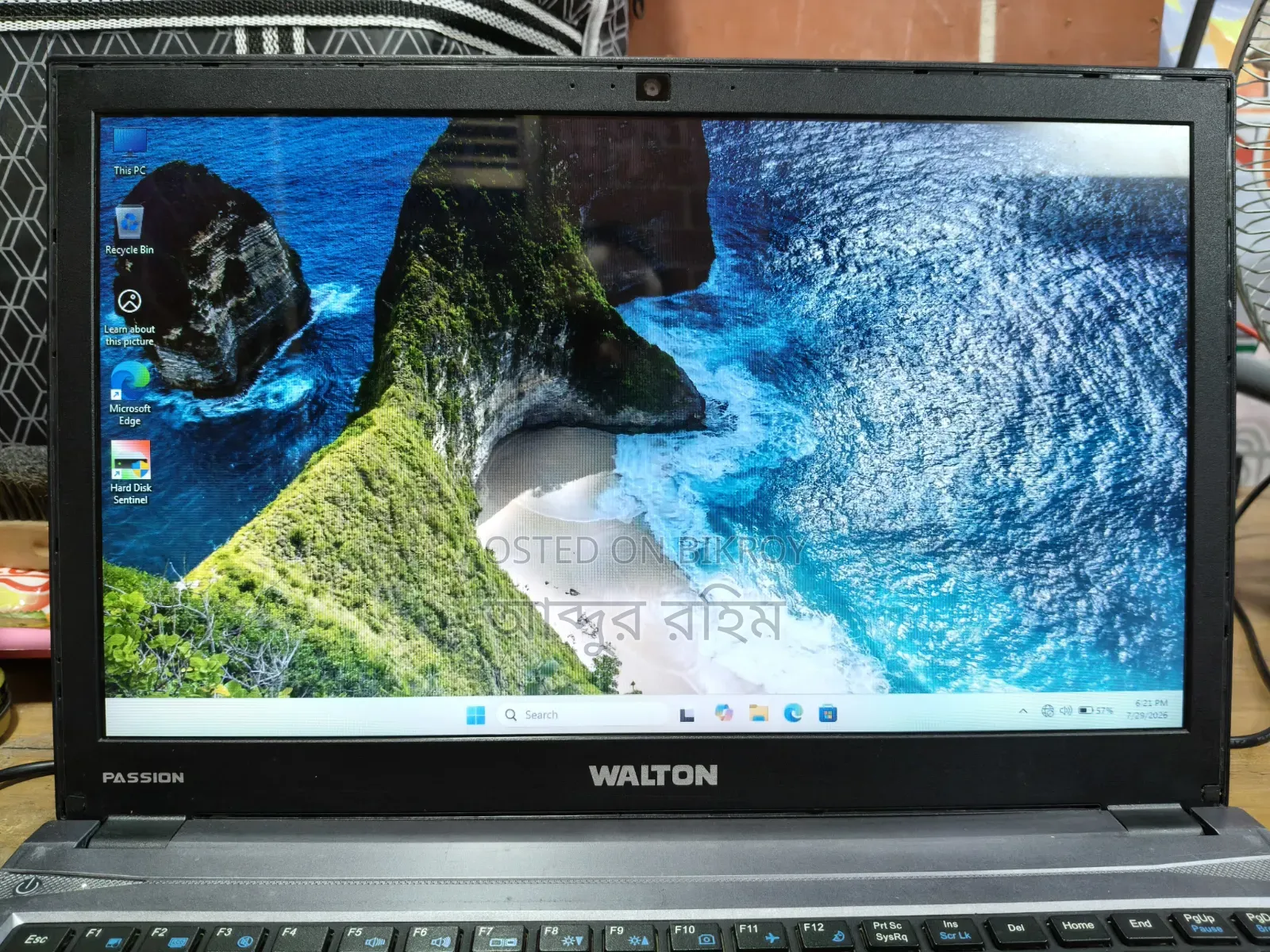 ল্যাপটপ ৪জিবি ইন্টেল কোর আই৫ এইচডিডি ১টিবি
