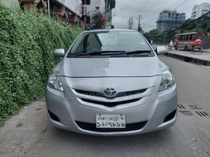 টয়োটা বেল্টা ২০০৫ সিলভার