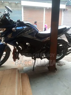 Honda Hornet 2023 Blue