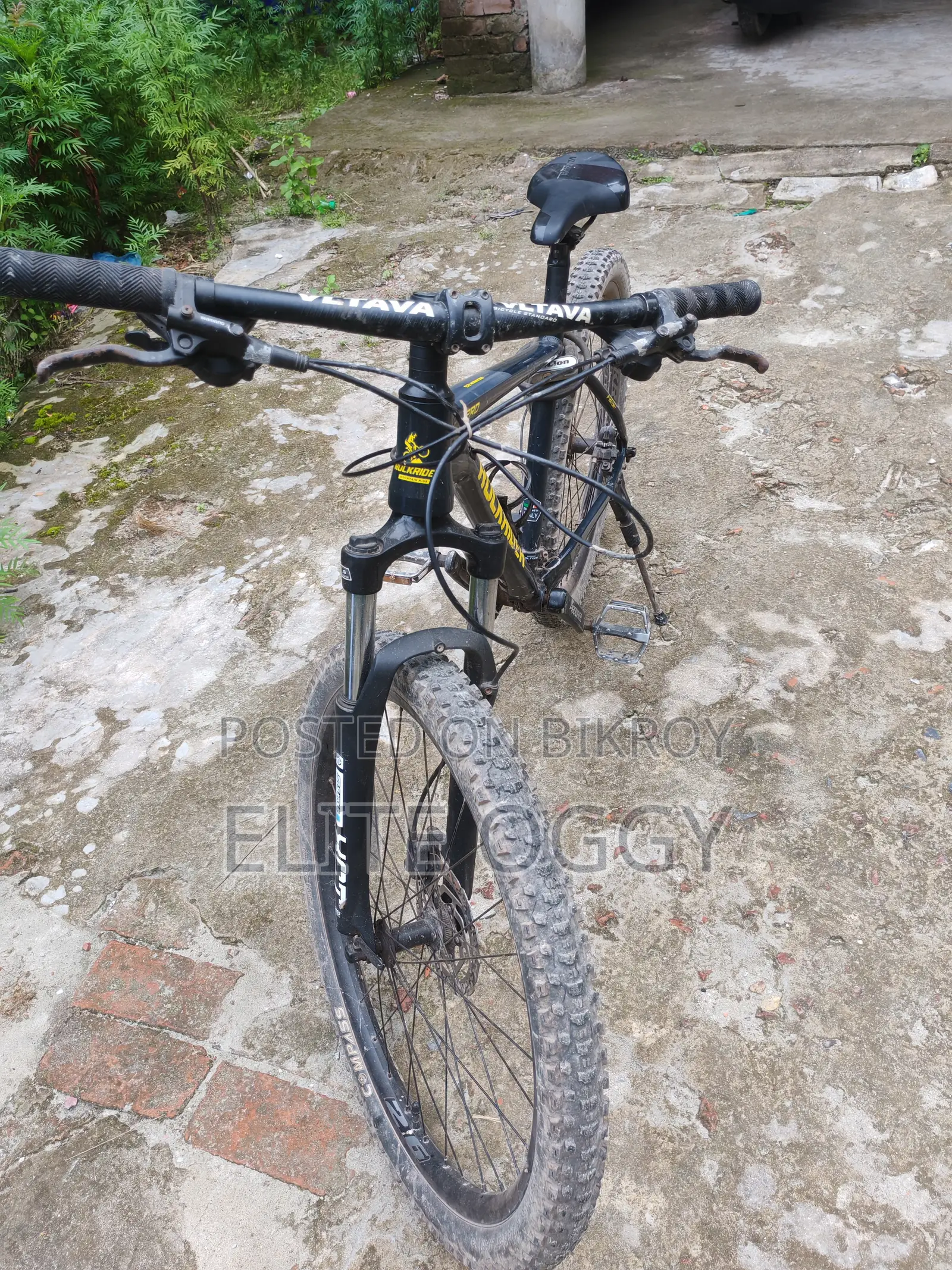 কাস্টম বিল্ট মোটরসাইকেলস ২০২৩ ব্ল্যাক