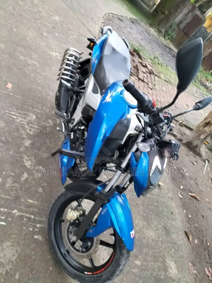 TVS Apache RTR 160 4V 2021 Blue