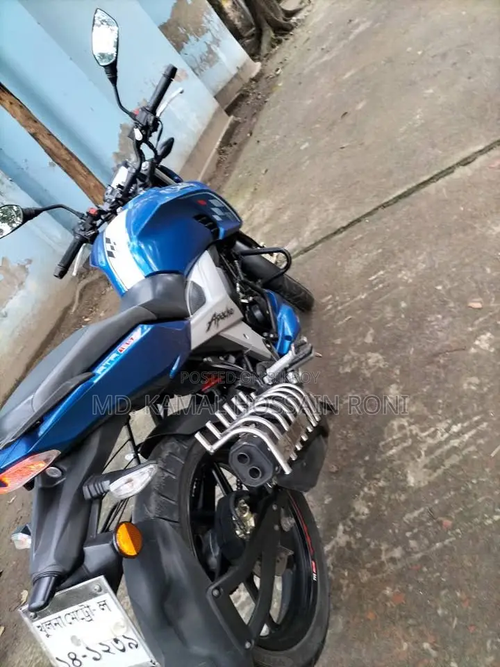 TVS Apache RTR 160 4V 2021 Blue