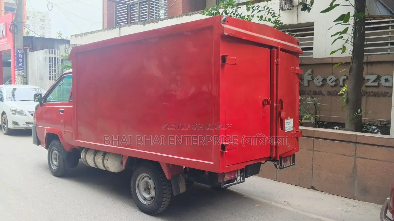 Toyota Lite-Ace 2004 Red