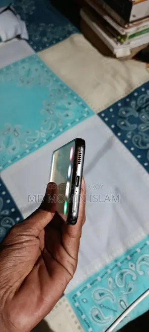 স্যামসাং গ্যালাক্সি এস২২ ৫জি ২৫৬ জিবি ব্ল্যাক