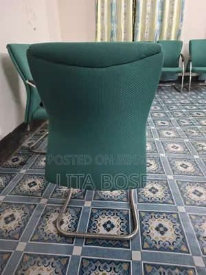Chair / Office Chair / Meeting Chairs (8 pcs)
