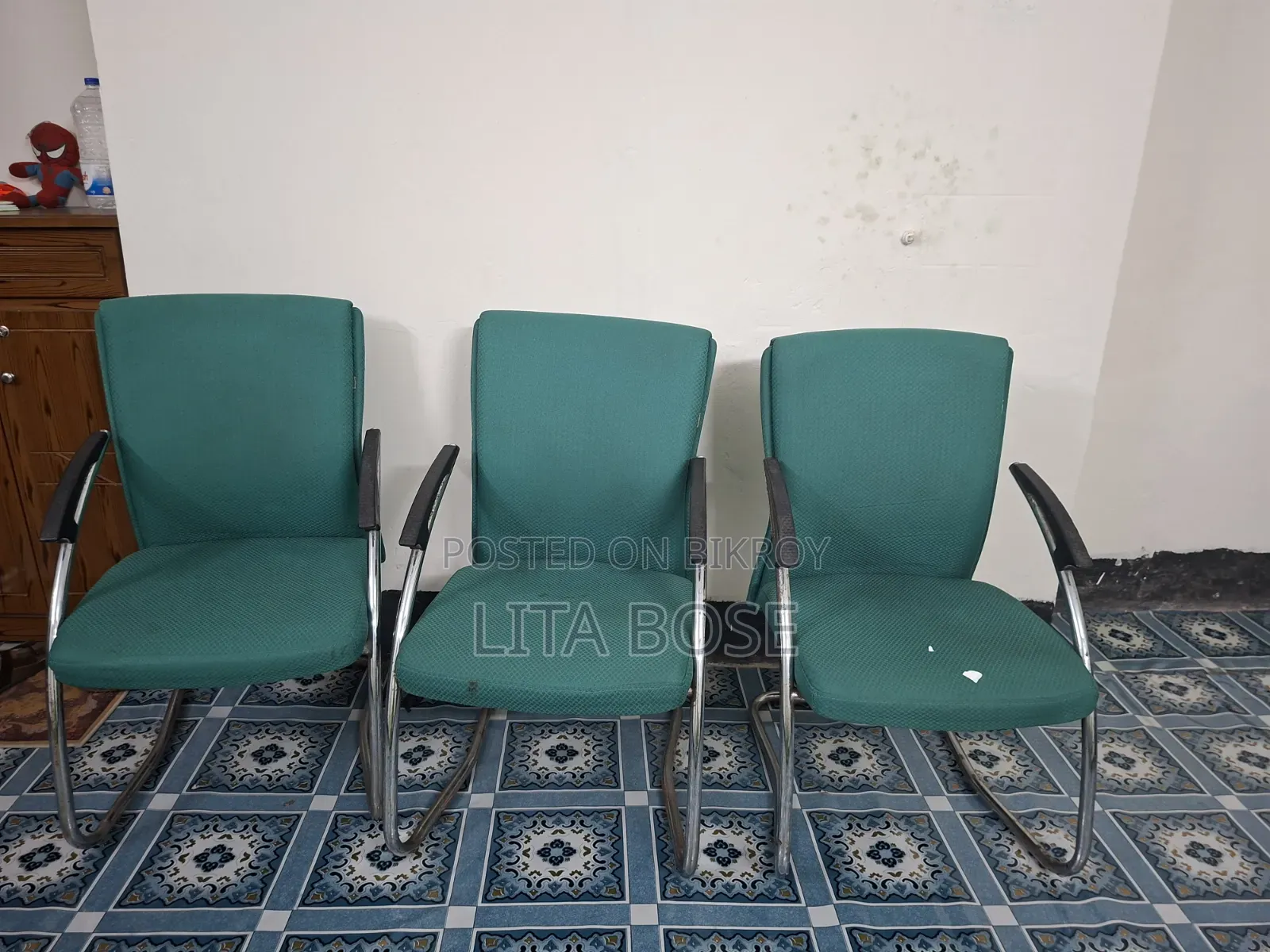Chair / Office Chair / Meeting Chairs (8 pcs)