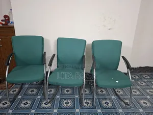 Chair / Office Chair / Meeting Chairs (8 pcs)