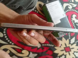 Infinix Hot 60i 256 GB Purple