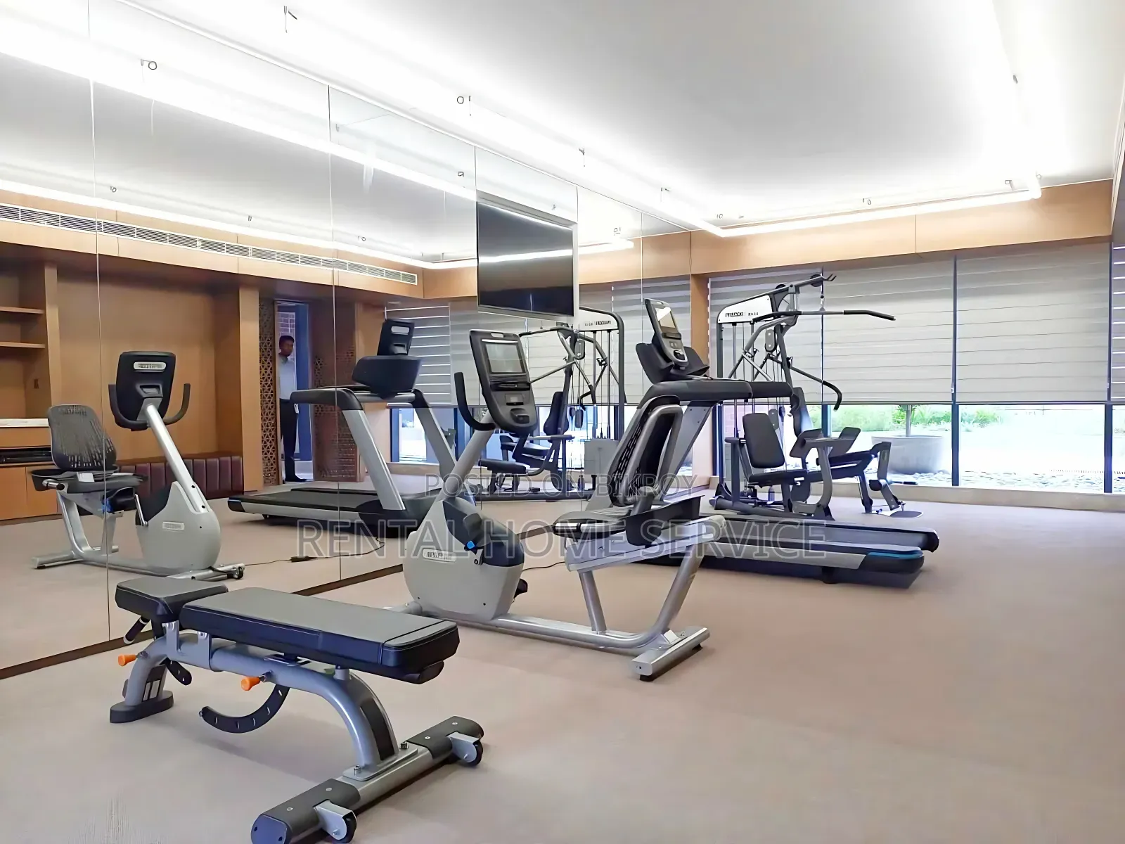 4 Bedroom Apartment in Semi Furnished for rent