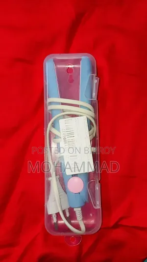 মিনি হেয়ার স্ট্রেইটনার
