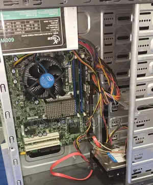 Desktop Computer Gigabyte 4GB Intel HDD 250GB