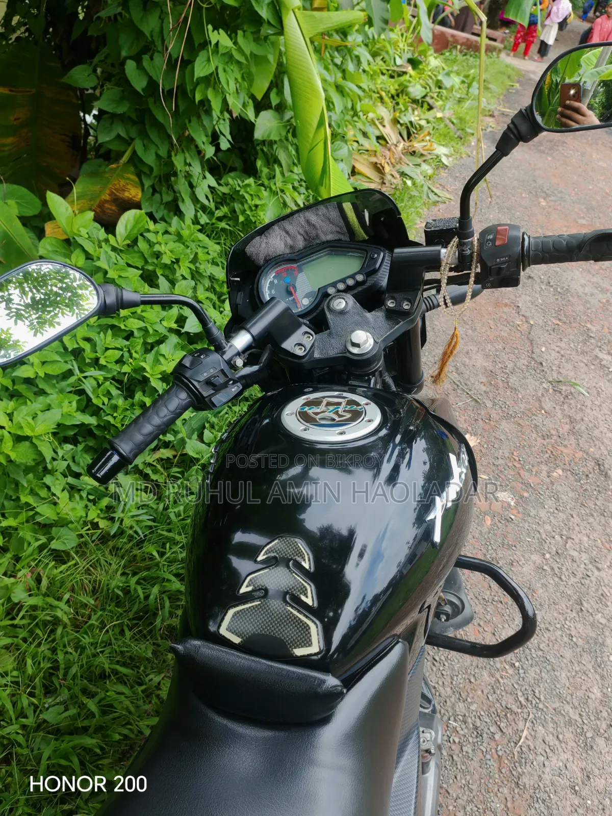 বাজাজ পালসার ১৫০ ২০২১ ব্ল্যাক