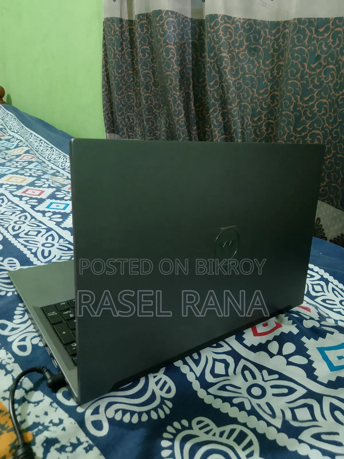 ল্যাপটপ ৮জিবি ইন্টেল কোর আই৩ এসএসডি ৫০০জিবি