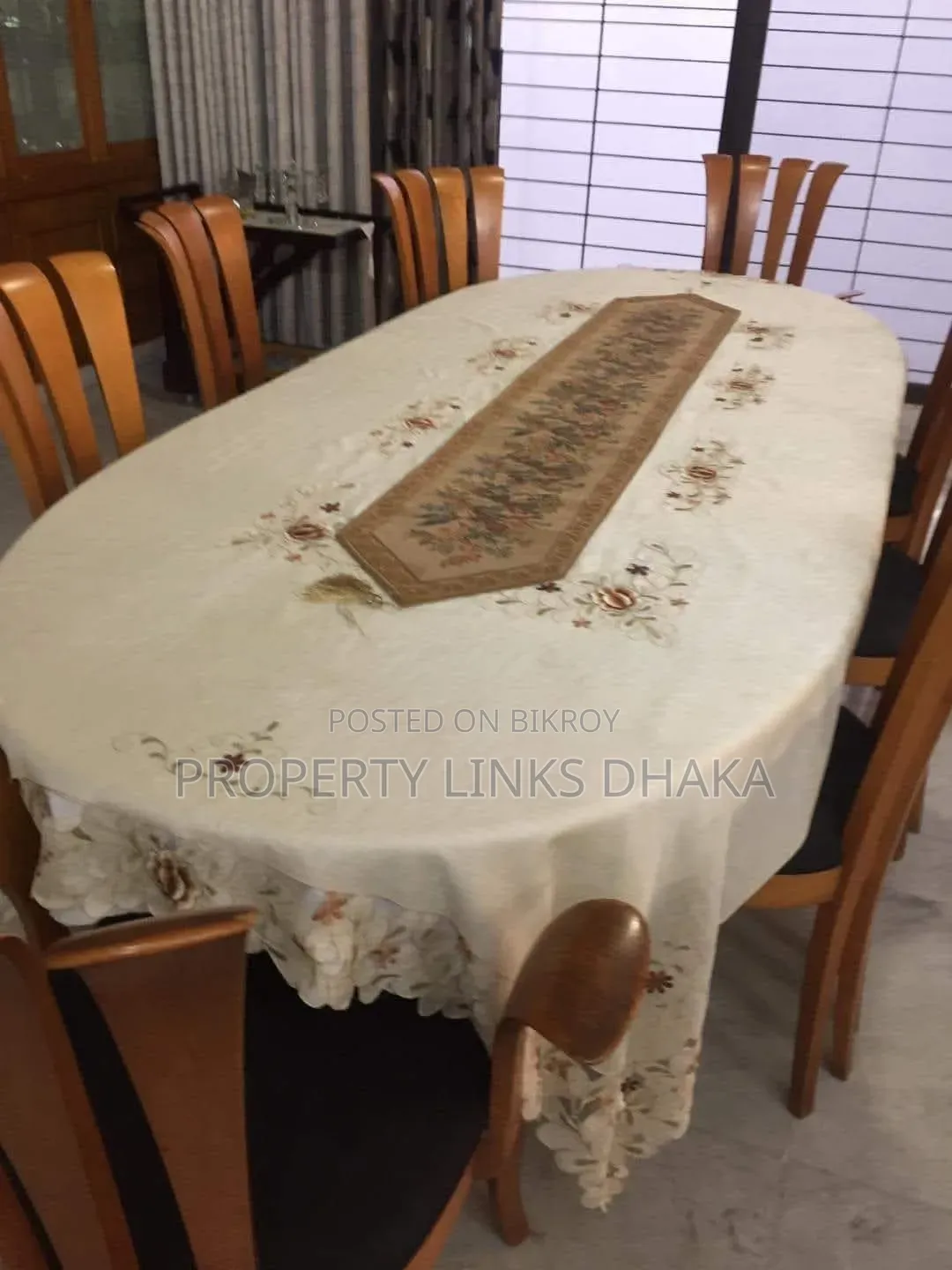 গুলশানে ভাড়ার জন্যfurnished ৫ বেডরুমের অ্যাপার্টমেন্ট