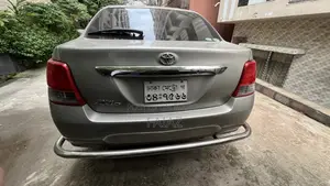 টয়োটা অ্যাক্সিও ১.৫ এক্স ২ডাব্লিউডি ২০১৪ বেইজ