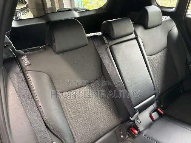 New Toyota Corolla Cross 2025 Pearl