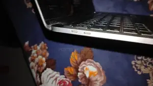 Laptop Apple MacBook Pro 2020 8GB Intel Core I5 SSD 128GB