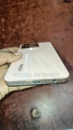 New Vivo Y28 128 GB Rose Gold