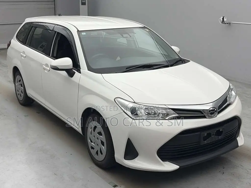 Toyota Corolla Fielder 1.5 Petrol Front-Wheel Drive 2021 White